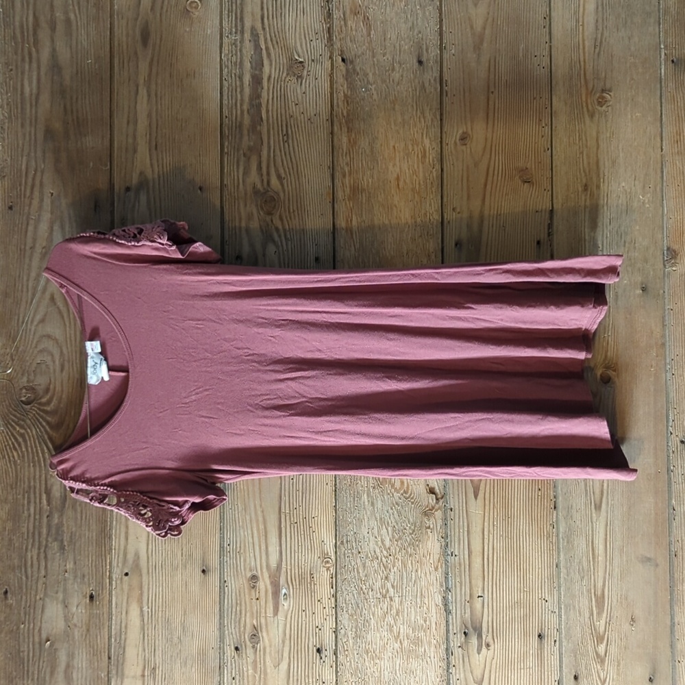 Short sleeve dress